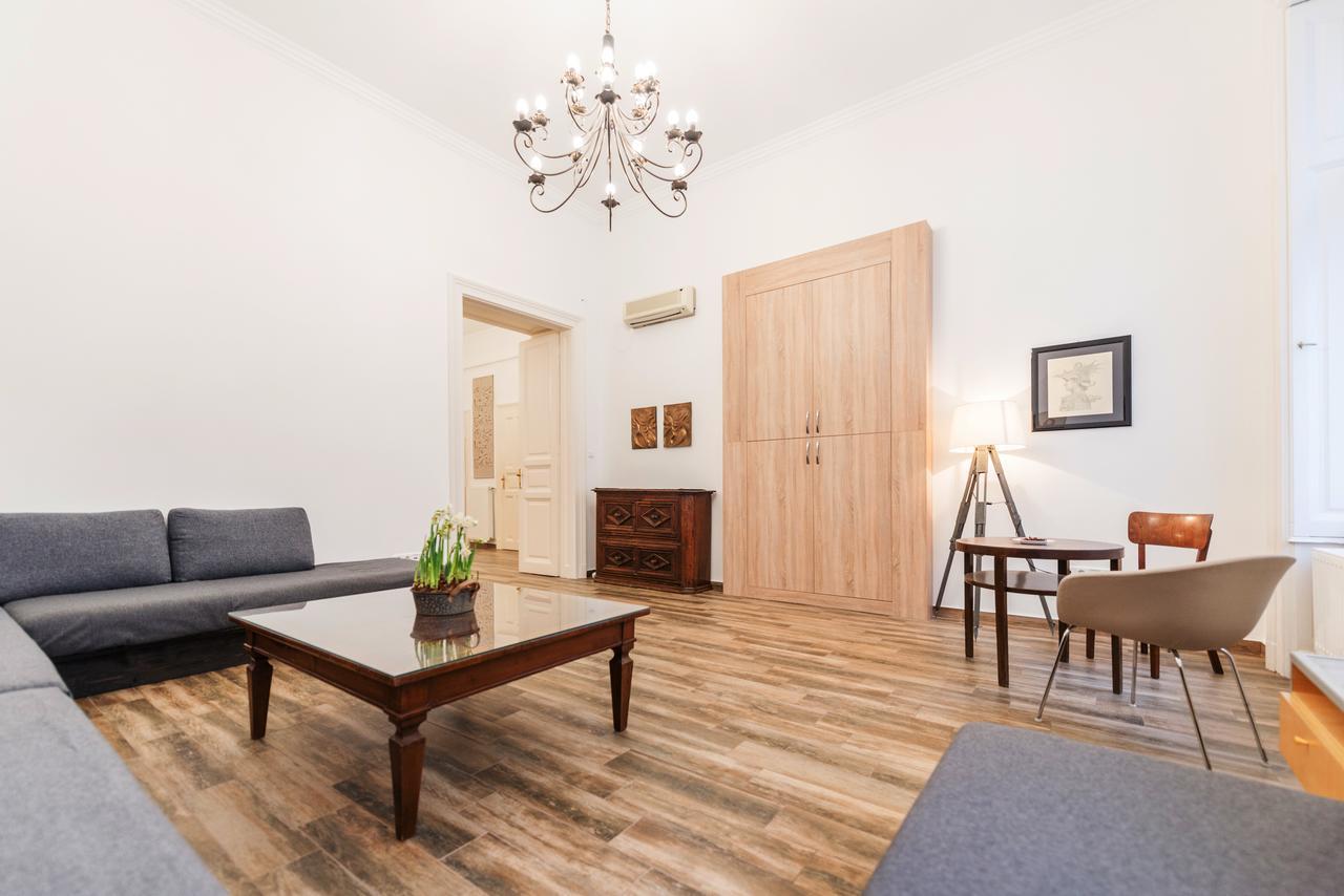 Family And Friends Apartment Budapeszt Zewnętrze zdjęcie